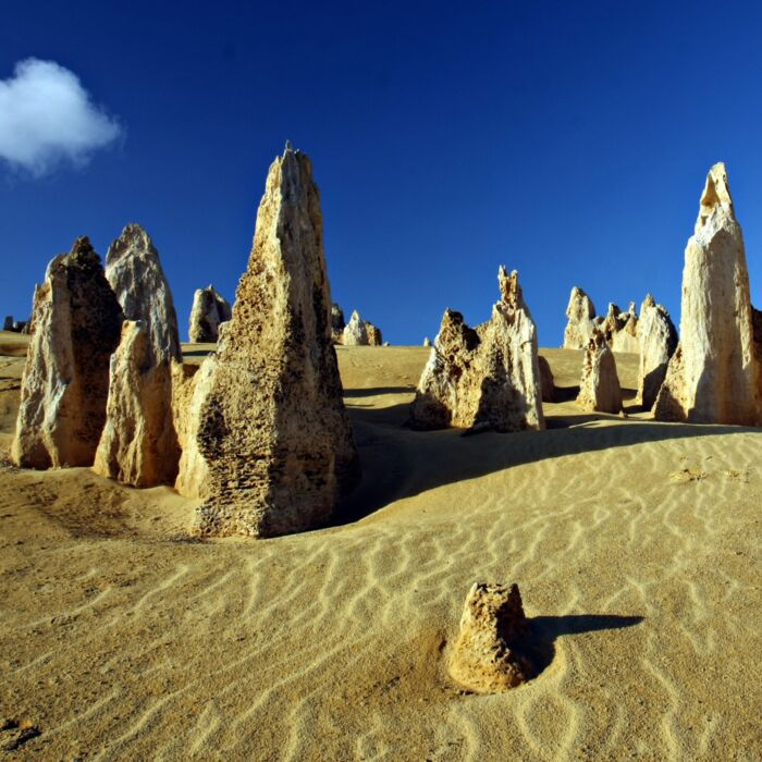 Pinnacles desert - Western Australia - ID # 39974755 Pinnacles desert - Western Australia - ID # 39974755